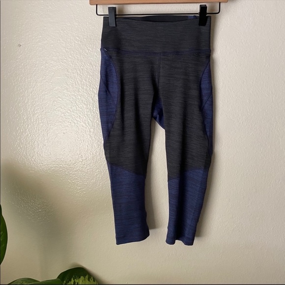 Outdoor Voices | Two Tone Leggings - Picture 2 of 6